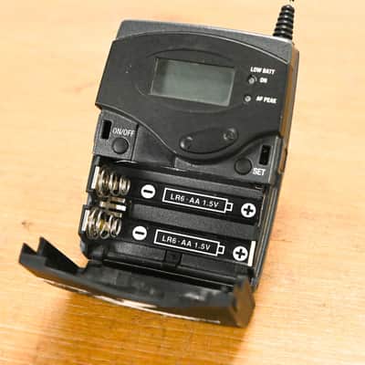 Sennheiser EM 300 G2 Receiver w/ SK 100 G2 Bodypack 740-776 MHz (NO PSU) CG01SA7 image 13