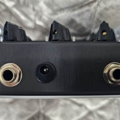ThorpyFX Scarlet Tunic Analog Amp Emulator Pedal image 3