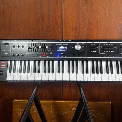 Roland VR-09B 61-Key V-Combo Organ | Reverb