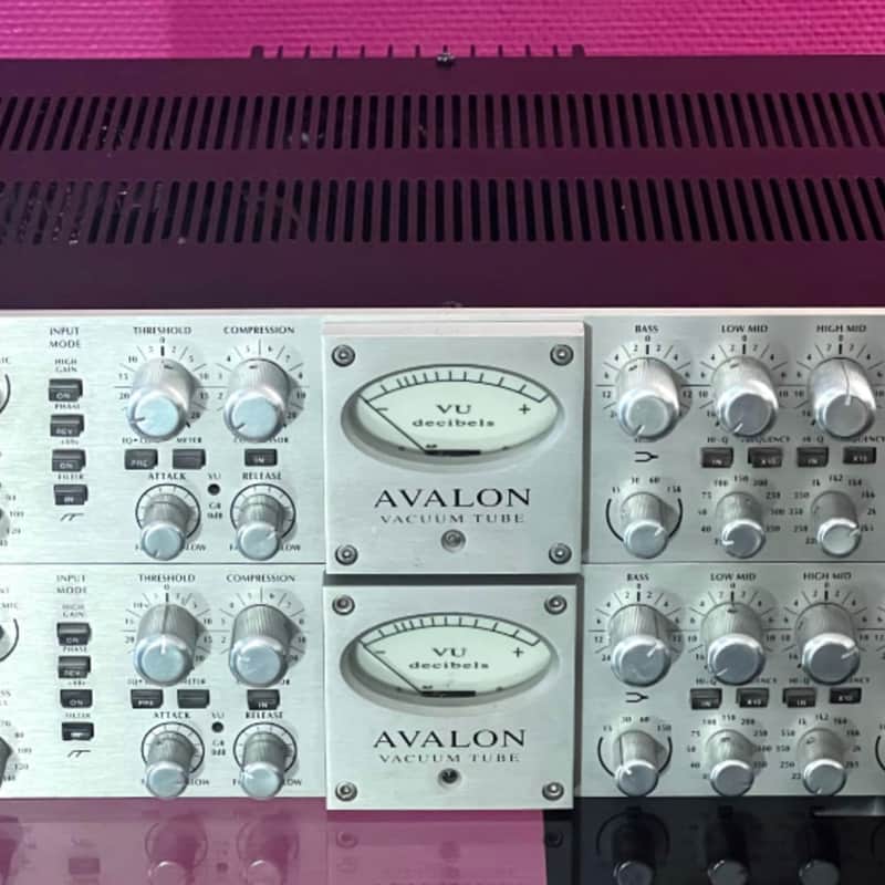 2010s Avalon VT-737sp Tube Channel Strip Silver