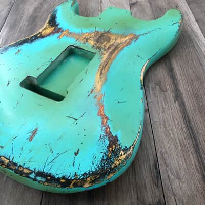 FRANCHIN Mercury guitar body Heavy Relic Aged Sea Foam Green over 3-Color Sunburst 100% Nitro Lacquer SSS Light-weight Poplar Stratocaster-Strat-S-Style Made in Italy - Stock piece #23420826 image 12