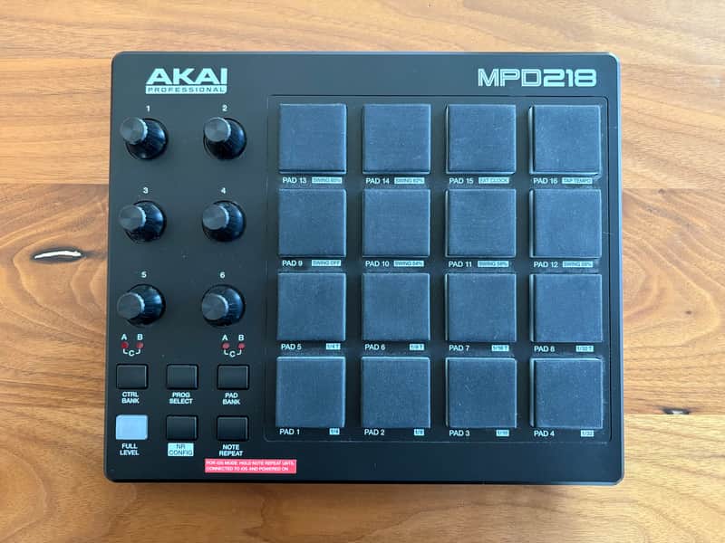 Akai MPD218 Drum Pad Controller - Black image 1