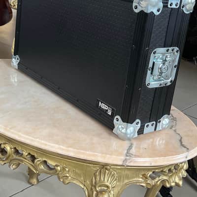 Line 6 Helix Floor + Nsp Cases Flight Case imagen 9