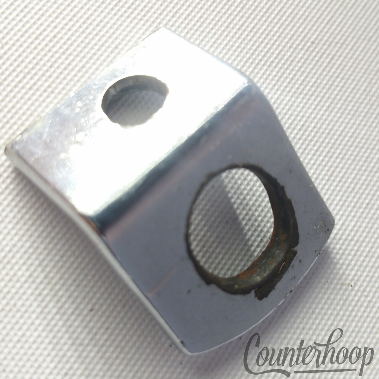 Vintage 50s US Marching Drum Carrying Hook Harness Clip Point T-Rod Snare Chrome — main photograph
