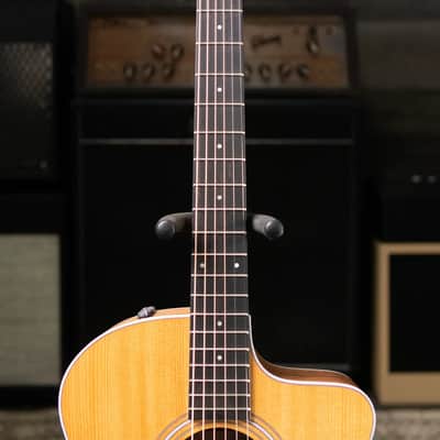 Taylor 214ce Grand Auditorium Acoustic/Electric Guitar with Gig Bag image 4