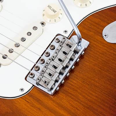 1994 Fender Order Made '62 Stratocaster Sunburst Lacquer w/ Birdseye Neck, USA Pickups & Case, Japan MIJ Fujigen image 8