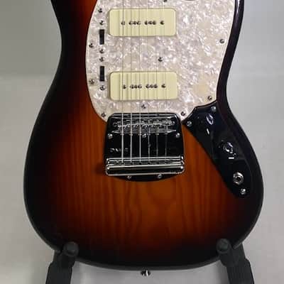 Fender Modern Player Mustang 2014 - Honey Burst image 2