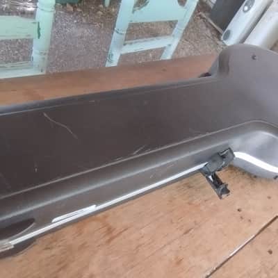 SKB  banjo case image 5