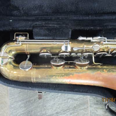 Selmer Bundy Baritone Saxophone with case image 2