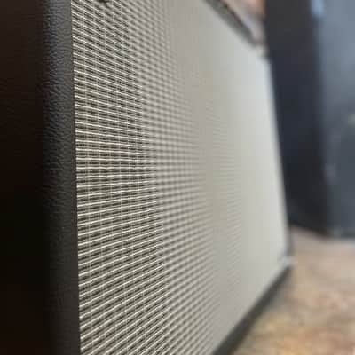 Fender Twin Reverb Tonemaster 2-Channel Guitar Amplifier w/Footswitch & Cover image 9