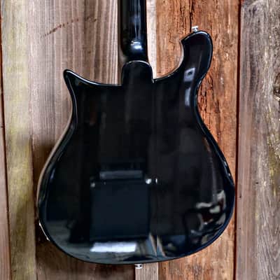 1989 Rickenbacker 610 - Jetglo image 16
