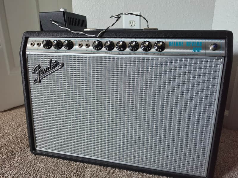 Fender '68 Custom Deluxe Reverb 2-Channel 22-Watt 1x12" Guitar Combo