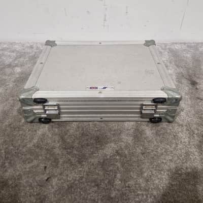 Unbranded Metal Flight Case - 50CMX40CM Equipment Case - Rugged Protection - Very Good image 5