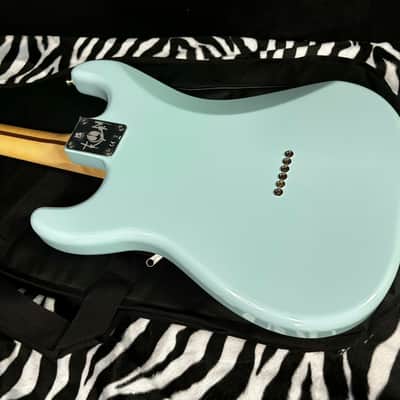 Mint MINT 2023 Fender Limited Edition Tom DeLonge Signature Stratocaster Daphne Blue 7lbs- Authorized Dealer- In Stock! G01839 image 8