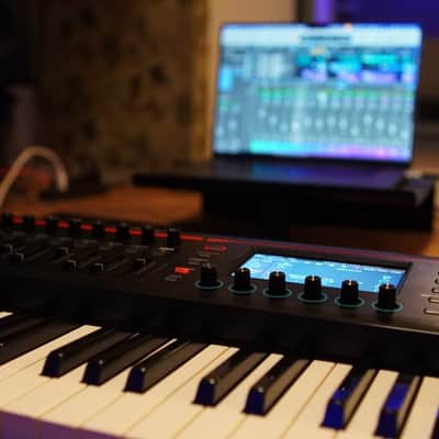 Roland FANTOM-08 88-Key Workstation Keyboard 2022 - Present - Black image 5
