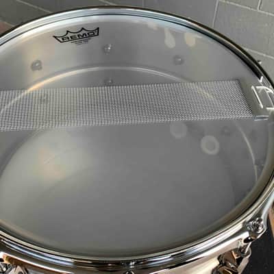 Yamaha RLS-1470 Recording Custom 7x14 Stainless Steel Snare Drum image 8