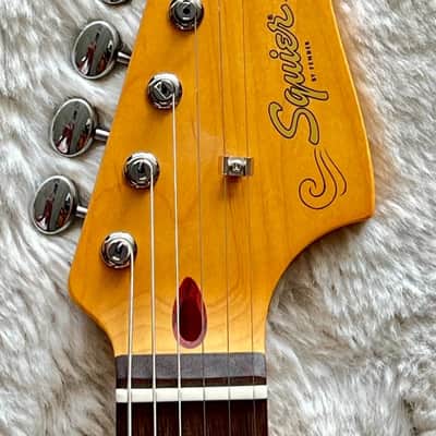 Fender Squier J Mascis Jazzmaster Electric Guitar with Tremolo - Vintage White image 6