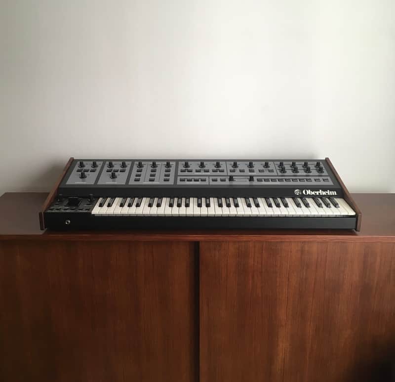 Oberheim OB-X8 61-Key 8-Voice Synthesizer
