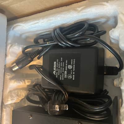 Alesis QuadraVerb GT NOS 20k Bandwidth Simultaneous Guitar Effects Processor with original box, paperwork, power supply and purchase receipt image 10