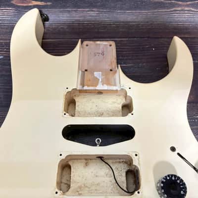 1989 Ibanez RG570 Body White HSH w/Plate Made in Japan image 5