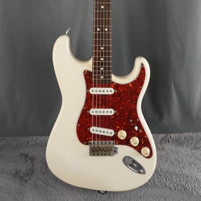 Fender Japan Stratocaster Vintage White MIJ w/ Gotoh Tuners 02-04 image 2