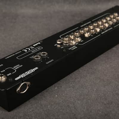Gigrig G2 Pedalboard Switching System with Extension Module - 2nd Hand image 9