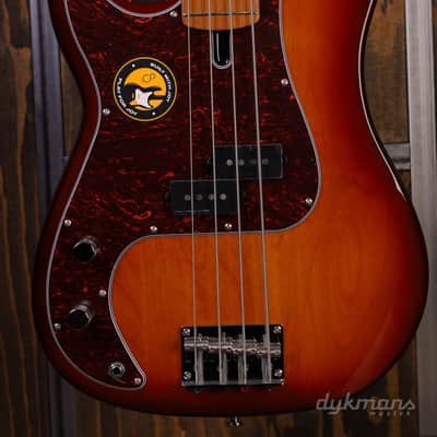 Marcus Miller P5 Tobacco Sunburst Lefty image 2