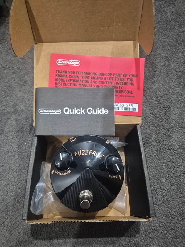 Dunlop FFM4 Joe Bonamassa Signature Fuzz Face Mini