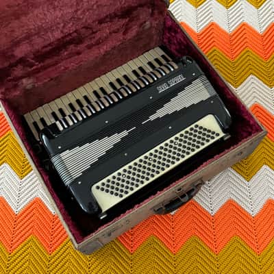 Silvio Soprani Accordion - Made in Italy 🇮🇹! - Ciao Bella! - Bella Fisarmonica! - image 5