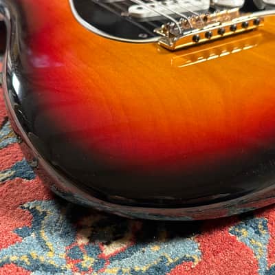Fender Stevie Ray Vaughan Signature Stratocaster 2003 Sunburst image 6