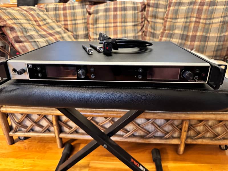 Sennheiser ew dx q1-9 quad dante 2025 image 1