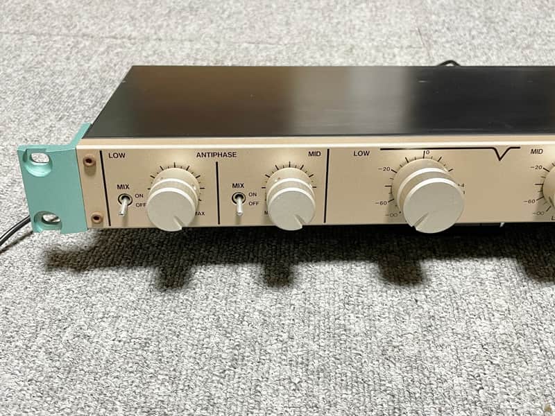 Vestax DCR-1200 3-Band Isolator w/power adapter | Reverb