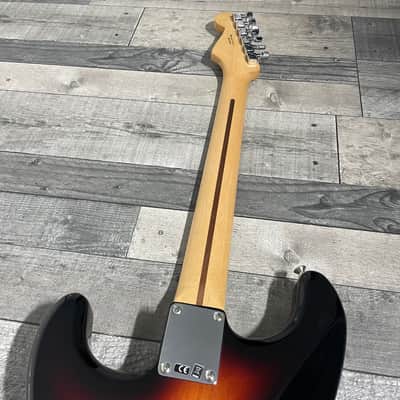 2017 Fender Stratocaster MIM - Sunburst image 7