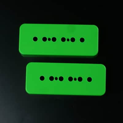 A Pair of P-90 p90 Soap-bar Pickup Replacement Covers 50mm/52mm ,Green