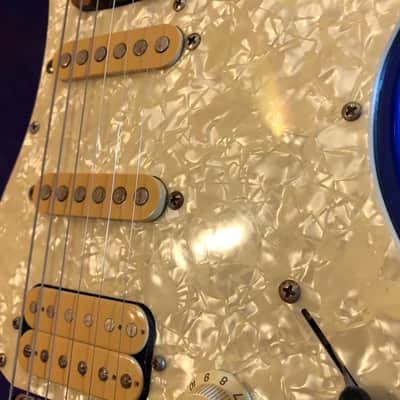 Peavey Predator Plus HSS Electric Guitar Metallic Dark Blue w/ Locking Tuners image 9