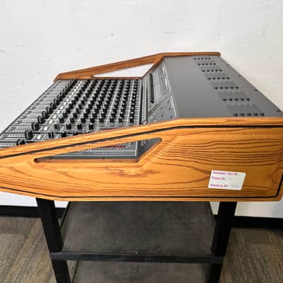 Peavey XR-1200 Mixer Stereo Powered Mixing Console Board image 8