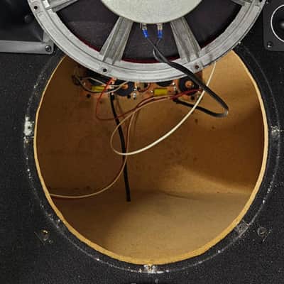 Cerwin-Vega Speaker Cabinet Comes With Woofers 18" Cerwin-Vega 188EB, 15" Cerwin-Vega 153 EV II, Cerwin-Vega C5G Tweeter, Cerwin-Vega H25F Tweeter Horn, Eminence ASD1001 Horn . image 17