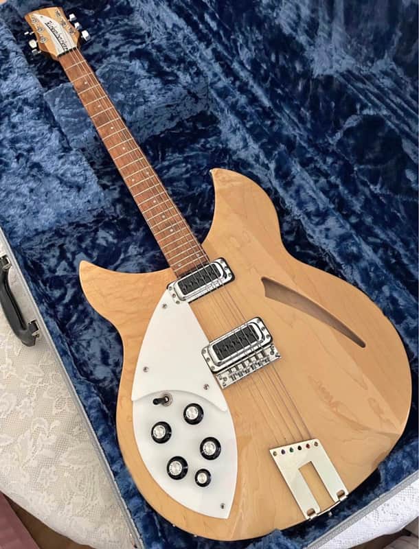 Rickenbacker 330 2012 - Present - Mapleglo image 1