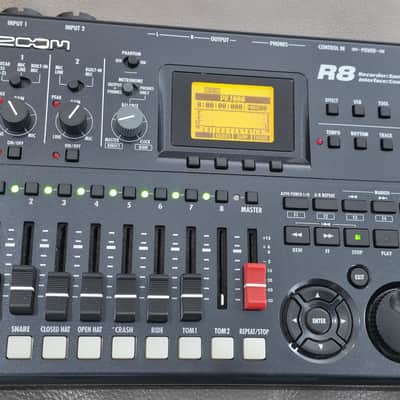 Zoom R8 Recorder image 2