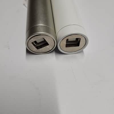 *Pair* MXL Mic Mate Dynamic XLR to USB Adapter - 1 White, 1 Silver image 4