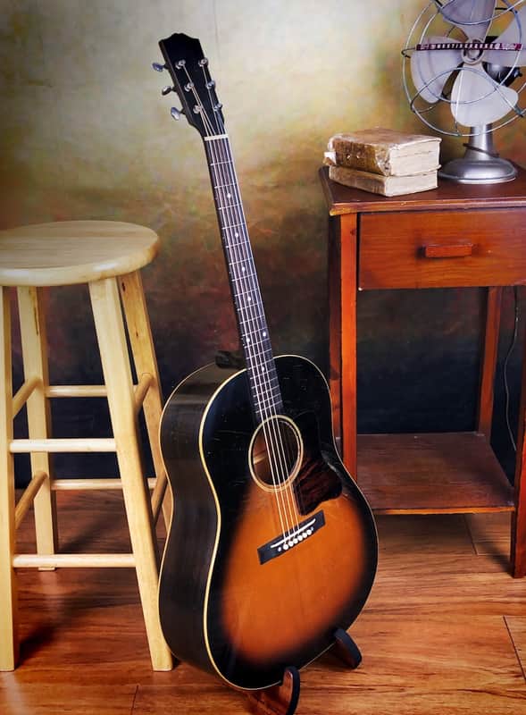 Pre-War Guitars Model J Slope Shoulder Acoustic Guitar With Case Distress Level 2 image 1