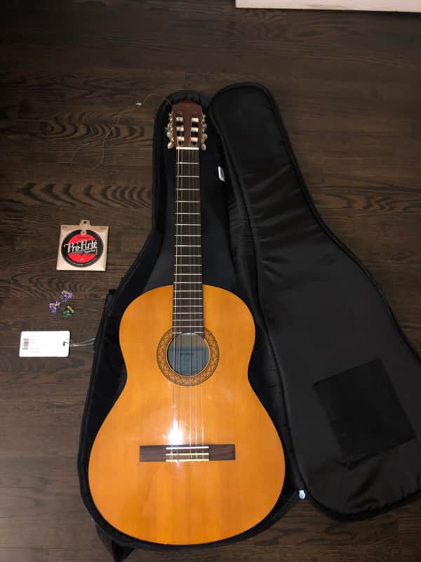 Yamaha C40 image 1