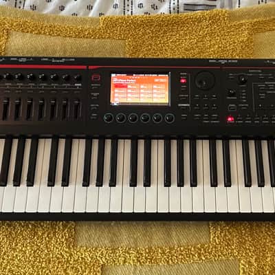 Roland FANTOM-08 88-Key Workstation Keyboard 2022 - Present - Black image 1