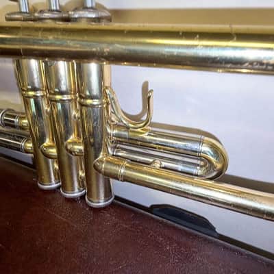 Accent model ML, Bb Trumpet W/ Original Hardcase  PLAYER image 13