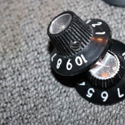Vintage Original 1965 Fender Blackface Amp Control Knobs - Lot of 4 - Beautiful Condition image 3