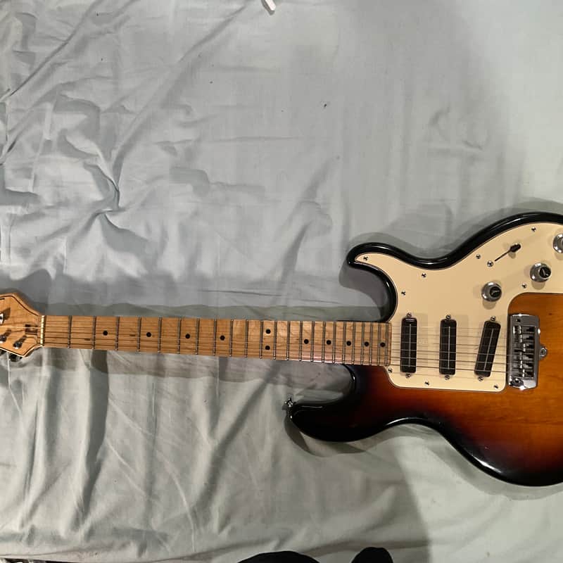 1980s Peavey T-26 Sunburst