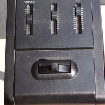 Roland XP-80 76-Key 64-Voice Music Workstation Keyboard 1999 - 2004 - Black image 4