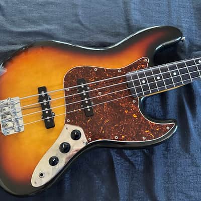 Fender 1986 Fender Sunburst MIJ (Fujigen) Jazz Bass ‘62 Vintage Reissue JB62-60 1986 - Sunburst image 3