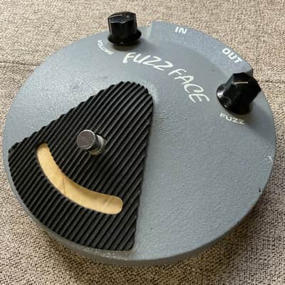 ギター CREST AUDIO Fuzz Face Reissue BC109 hq720.jpg?sqp=-