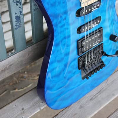 Jackson JS34Q DKA-M Dinky Archtop with Maple Fretboard (Translucent Blue) image 5